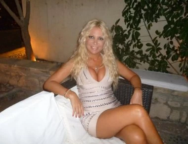 Ολική επαναφορά της Στέλλας Μπεζαντάκου: «Με έχουν αδικήσει όλα αυτά τα χρόνια» (βίντεο)